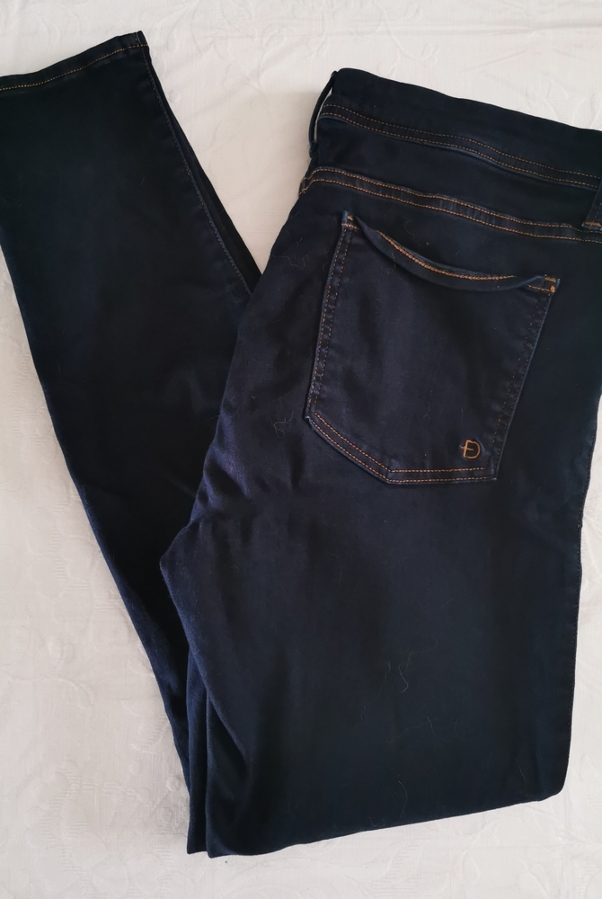 Fidelity  Blue Jeans Size 33